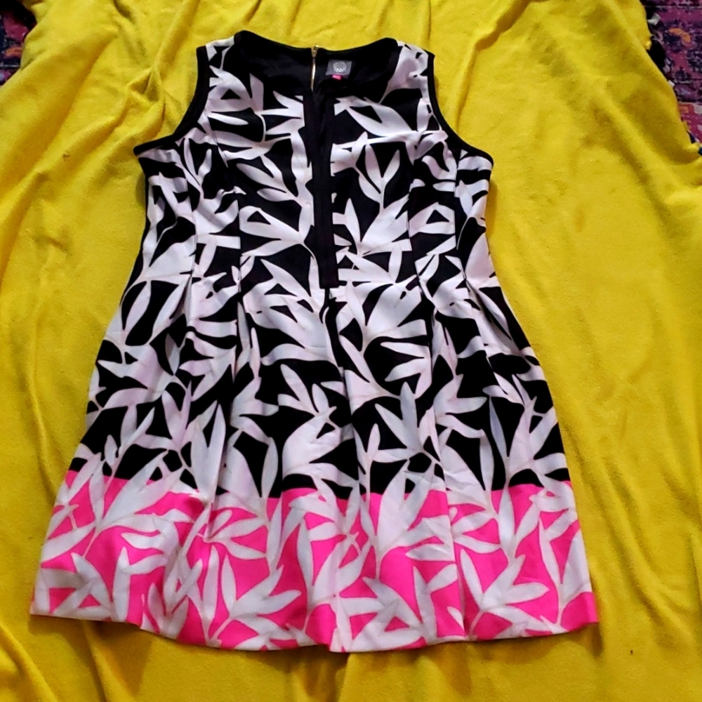 Vince Camuto sleeveless dress size 18W
